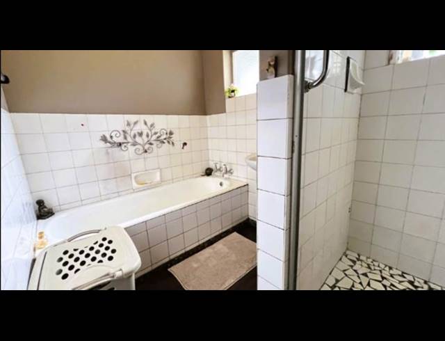 3 BEDROOM HOUSE FOR SALE IN ARBORETUM